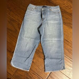 Bandolino Mandie Capri